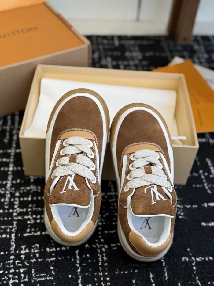 Louis Vuitton Sneaker, alternate view