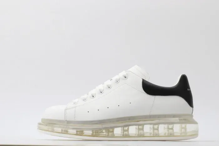 Alexander McQueen Sneaker