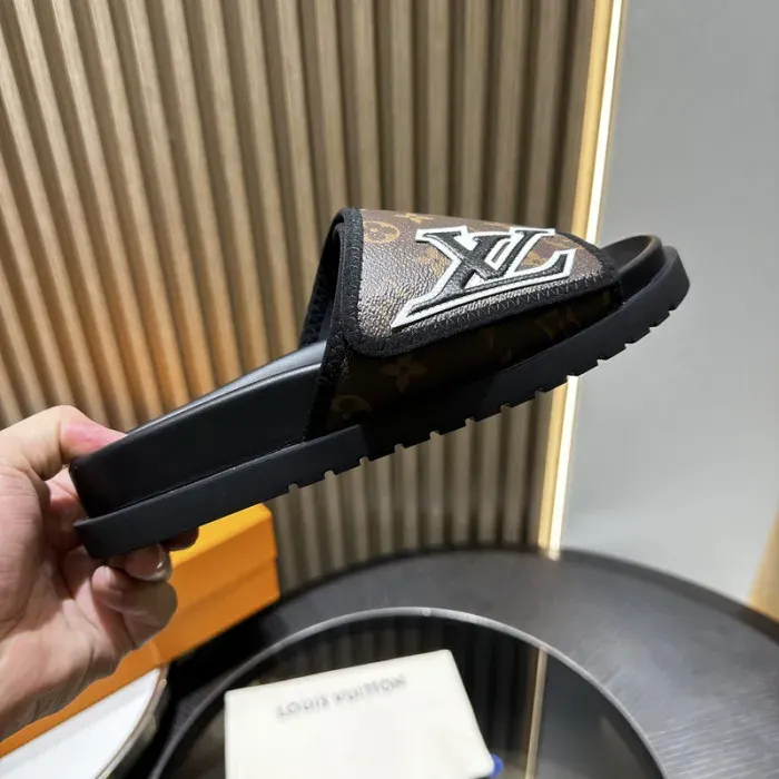 Louis Vuitton Sandal, alternate view