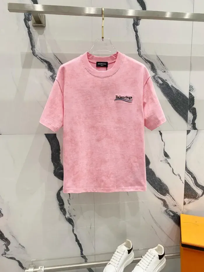Balenciaga, alternate view