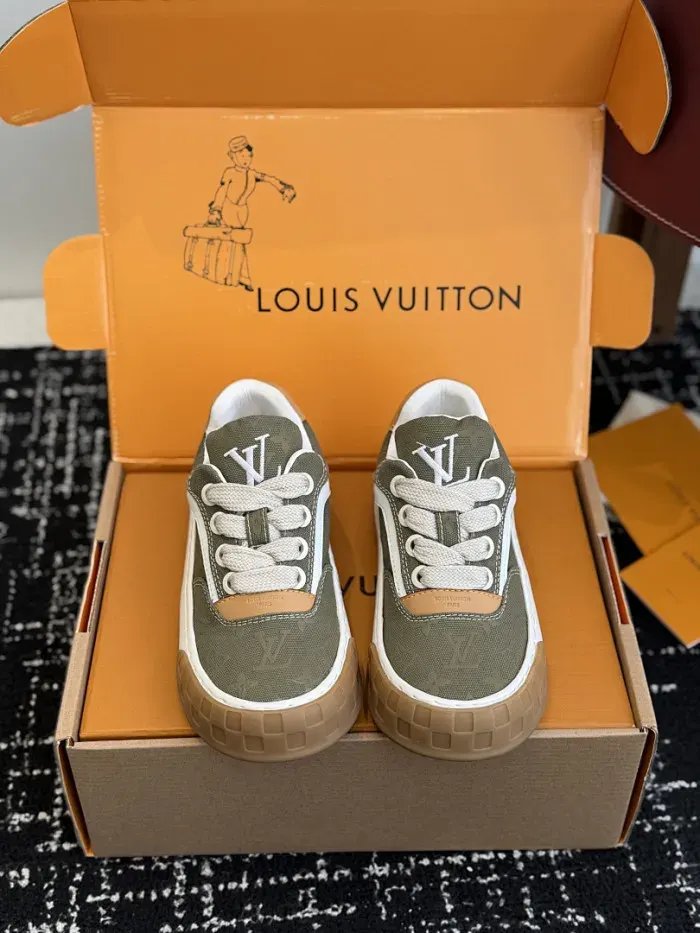 Louis Vuitton Sneaker