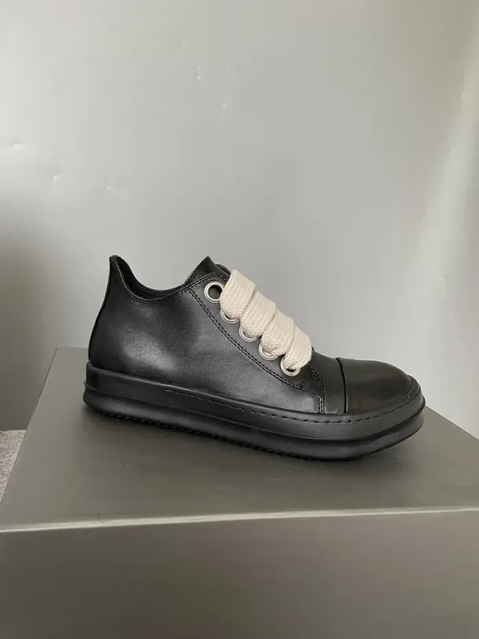 Rick Owens, alternate view