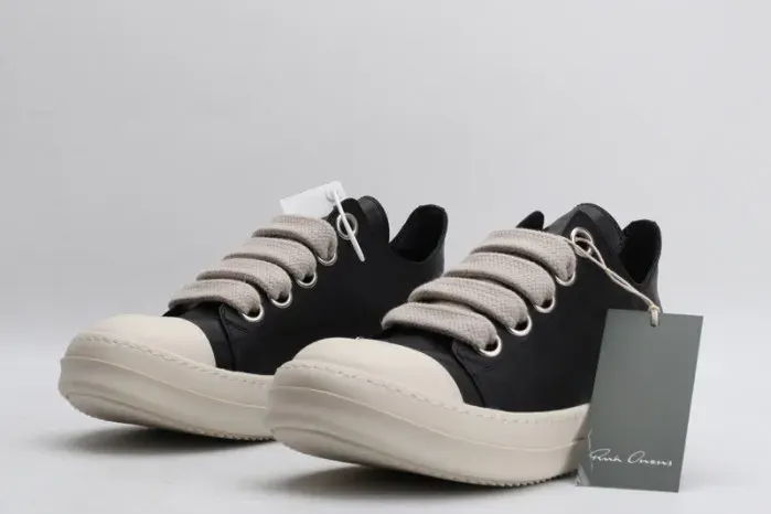 Rick Owens, alternate view