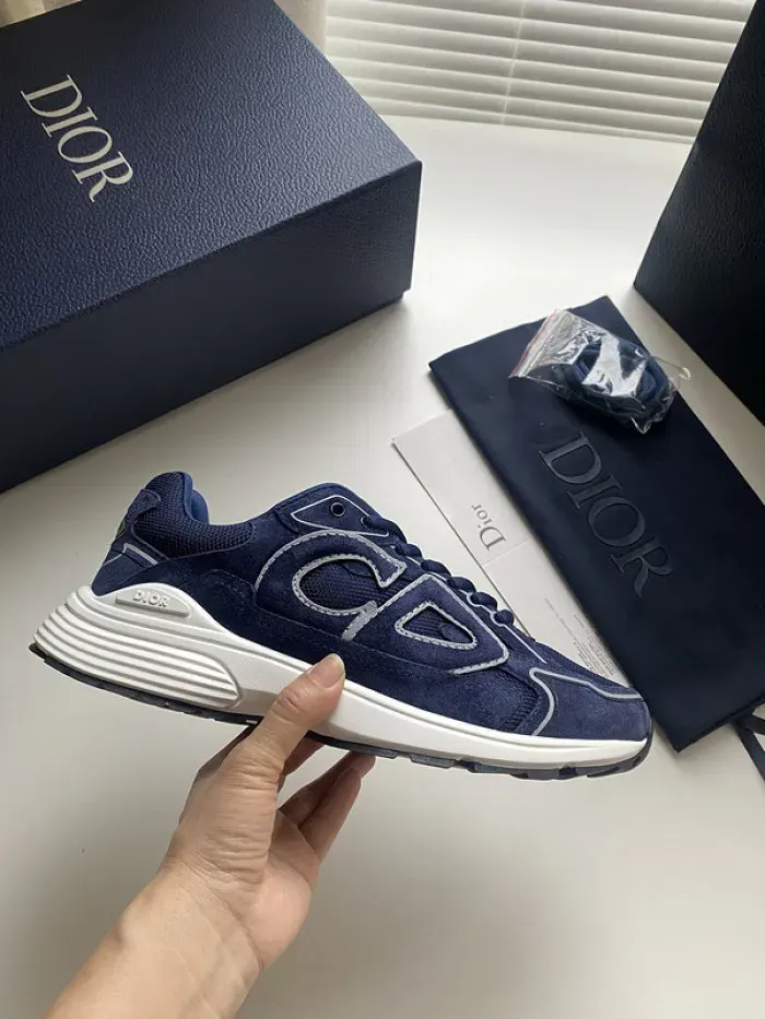 Dior Sneaker