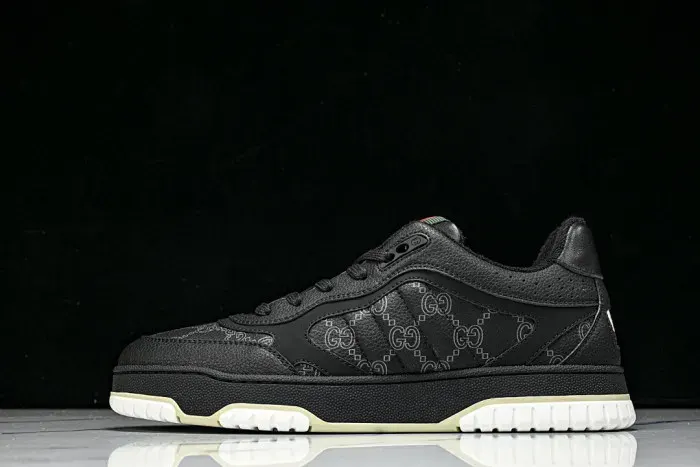 Gui Sneaker