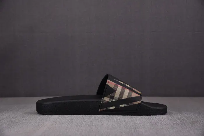 Bub Sandal, alternate view