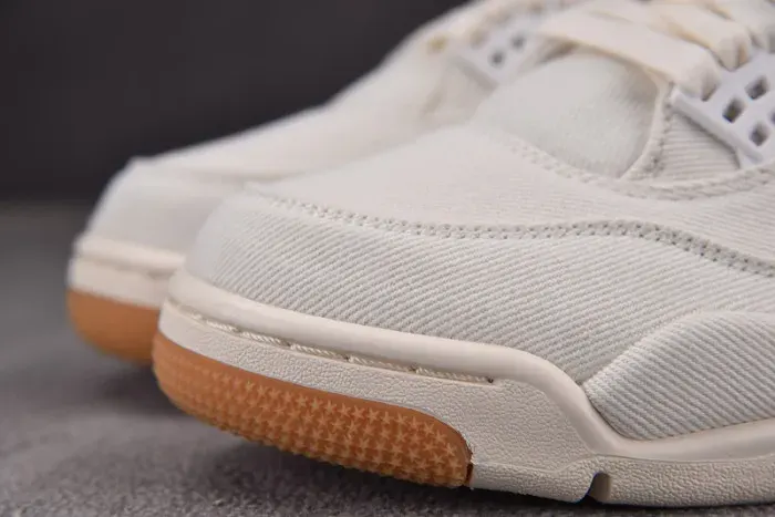 Levi'S X Air Jordan 4 'White' Ao2571-100, alternate view