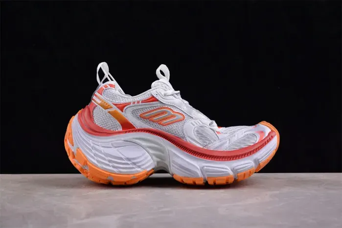 Balenciaga Sneaker, alternate view