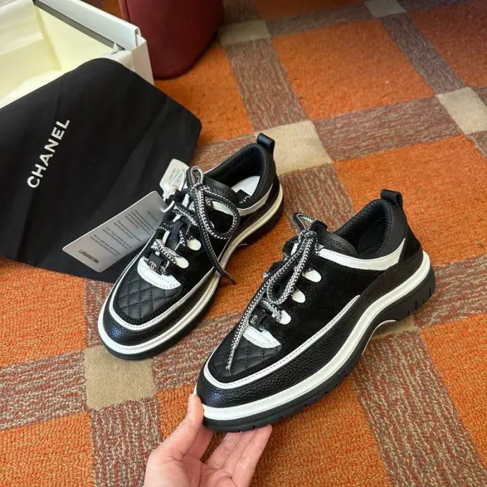 Cn Sneaker