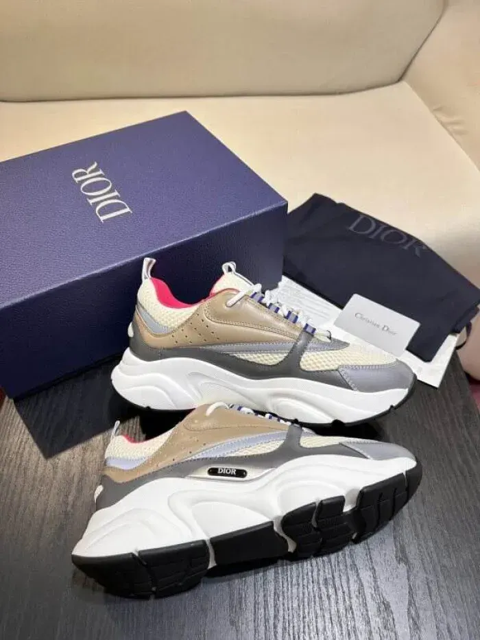 Dior Sneaker, alternate view