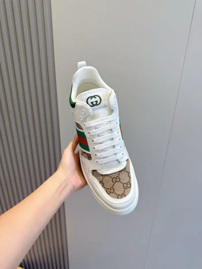 Gui Sneaker, alternate view