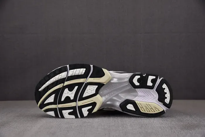Asics Sneaker, alternate view