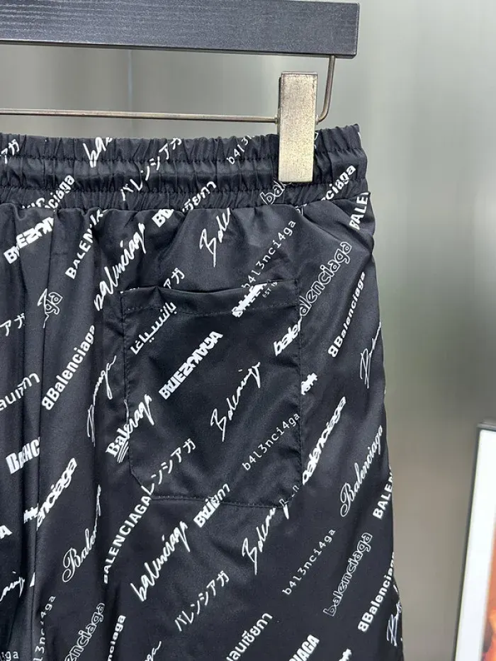 Balenciaga, alternate view