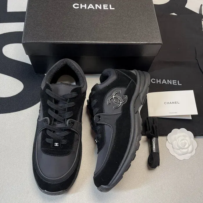 Cn Sneaker