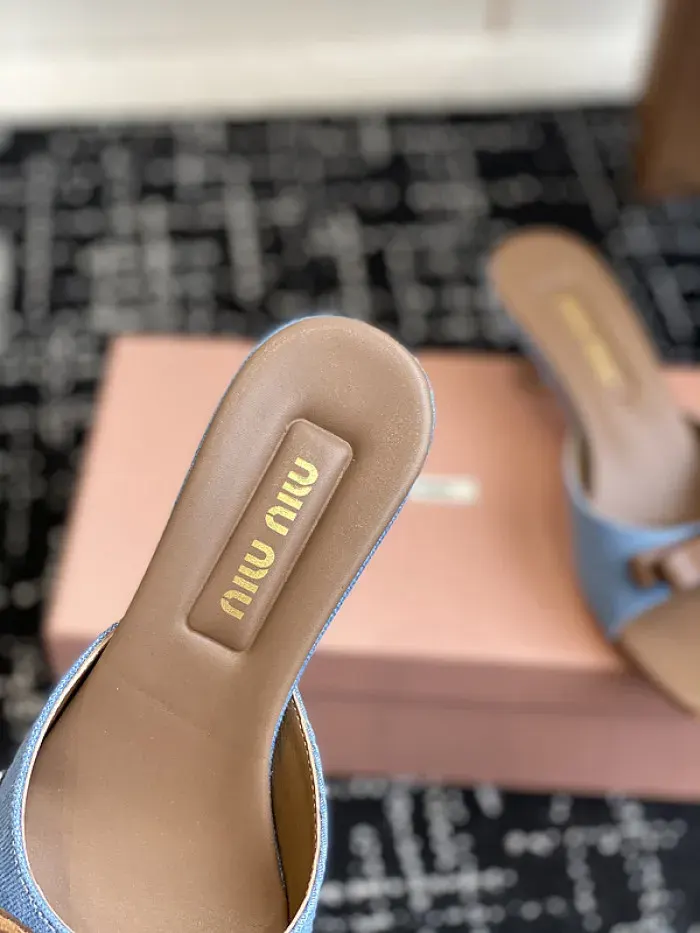 M1U Sandal, alternate view