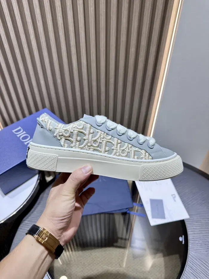 Dior Sneaker