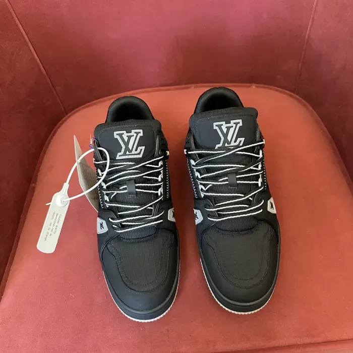 Louis Vuitton Sneaker, alternate view