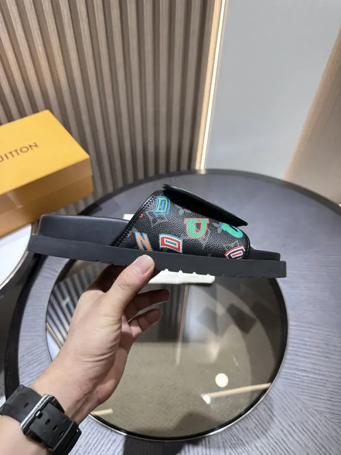 Louis Vuitton Sandal, alternate view