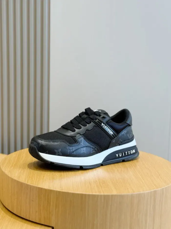 Louis Vuitton Sneaker