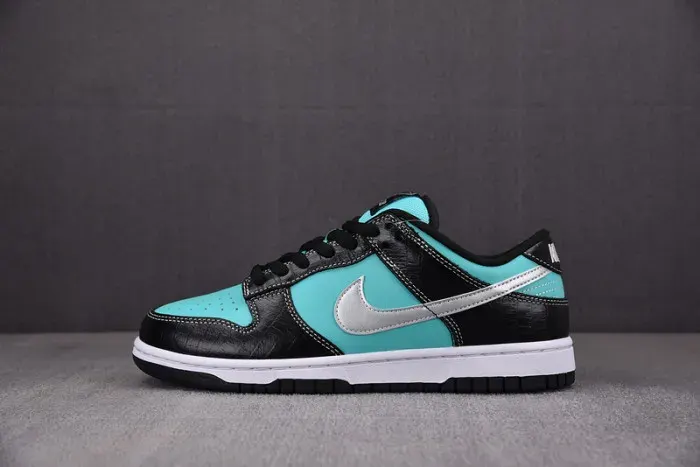 Nike Sb Dunk Low D1Am0Nd S*Pply Co. 304292-402