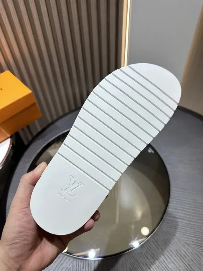 Louis Vuitton Sandal, alternate view