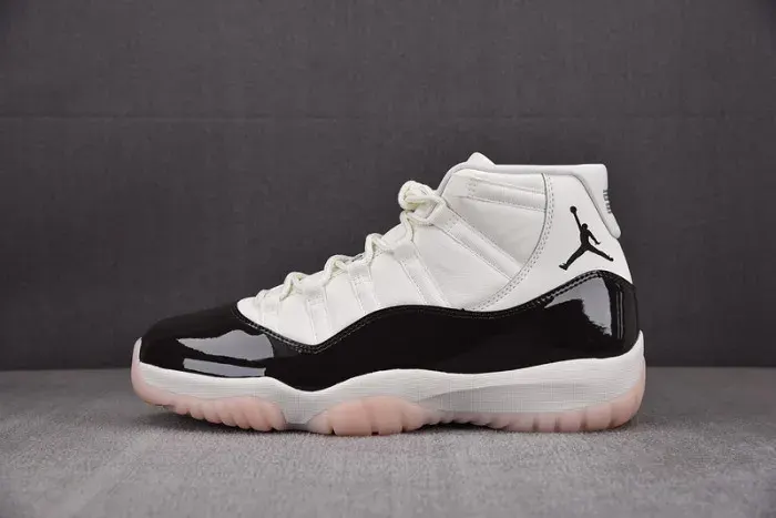 Air Jordan 11 Wmns “Neapolitan” Ar0715-101