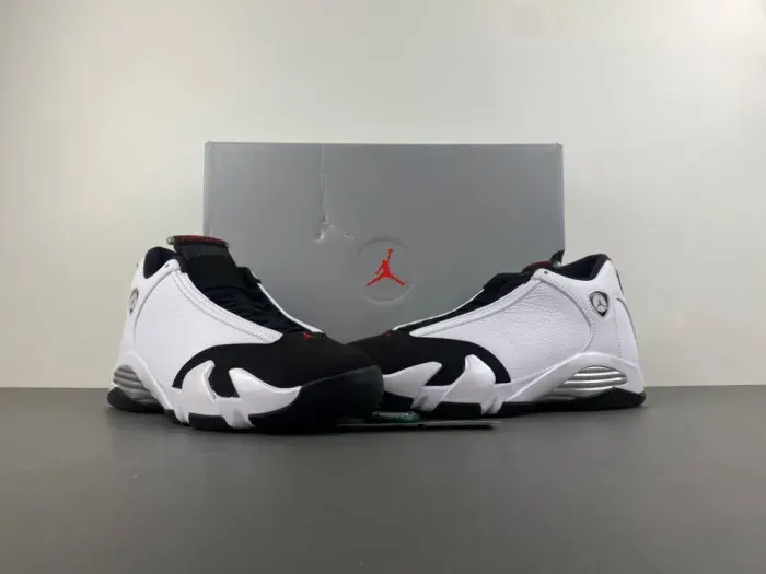 Air Jordan 14 Retro Black Toe (2024) 487471-160, alternate view