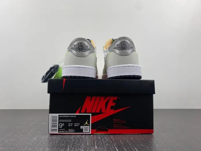 Air Jordan 1 Retro Low White Ghost Green Black Dm7837-103, alternate view