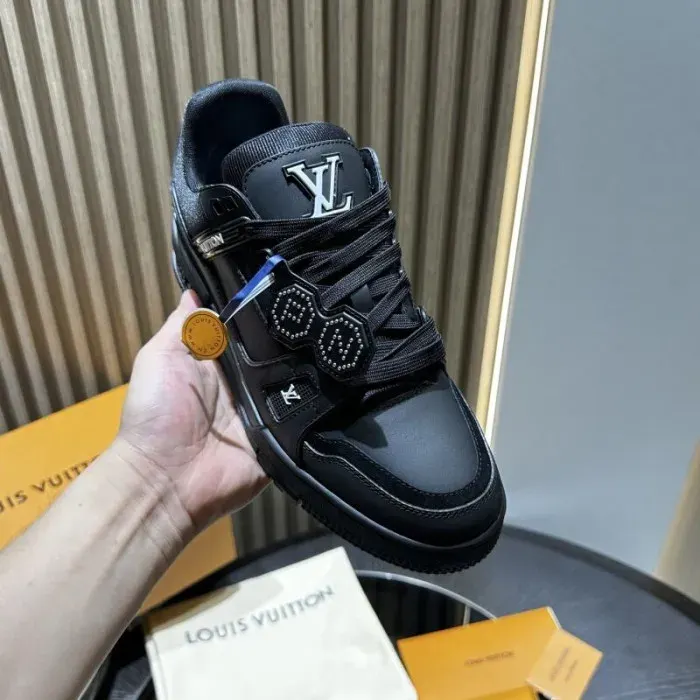 Louis Vuitton Sneaker, alternate view