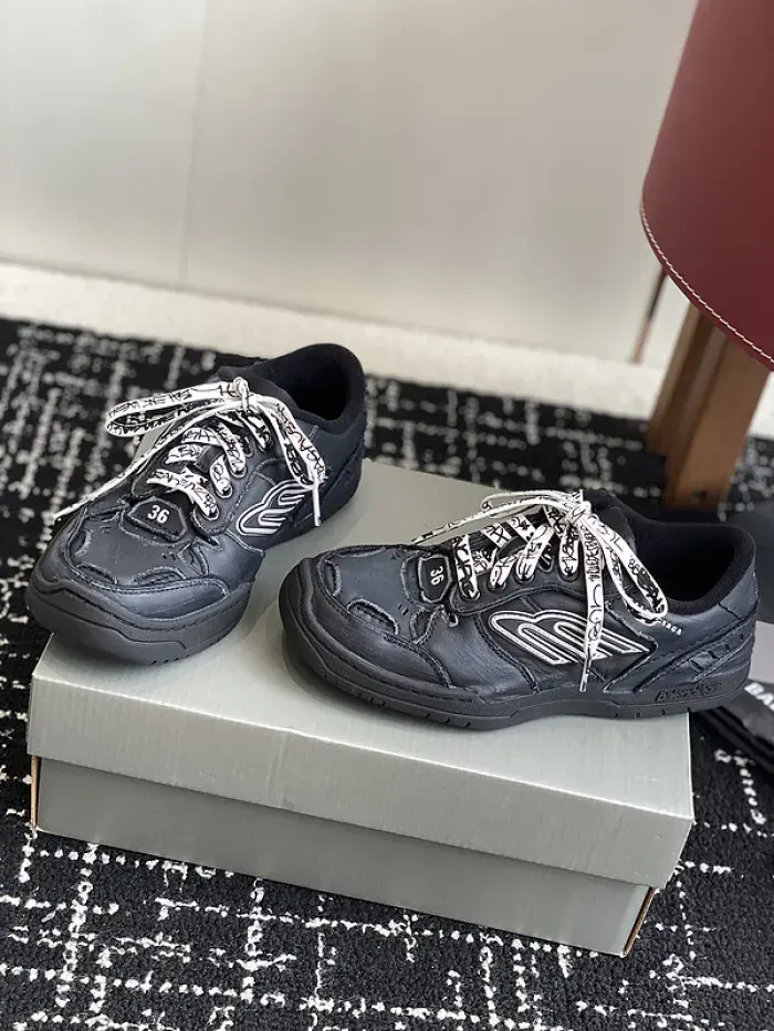 Balenciaga Sneaker