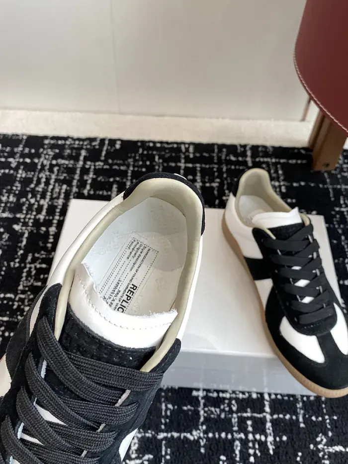 Maison Margiela Sneaker, alternate view