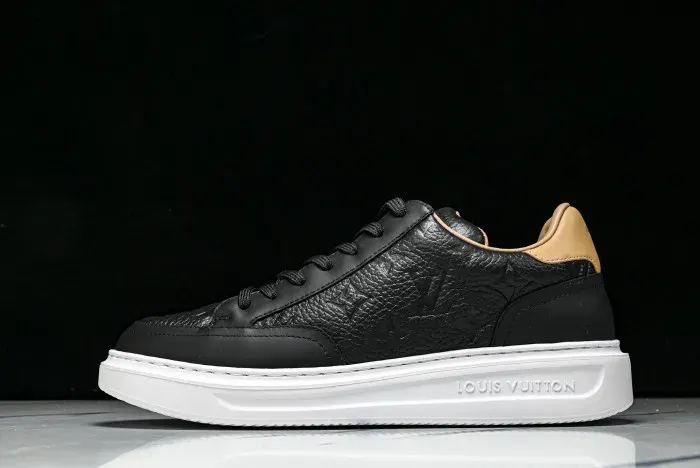 Louis Vuitton Sneaker