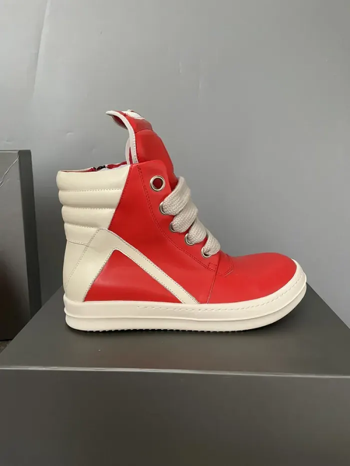 Rick Owens, alternate view