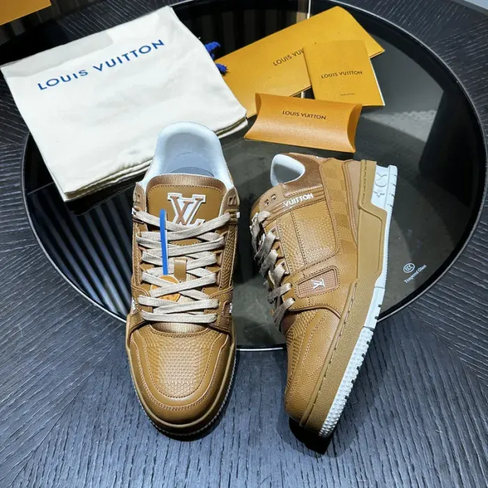 Louis Vuitton Sneaker