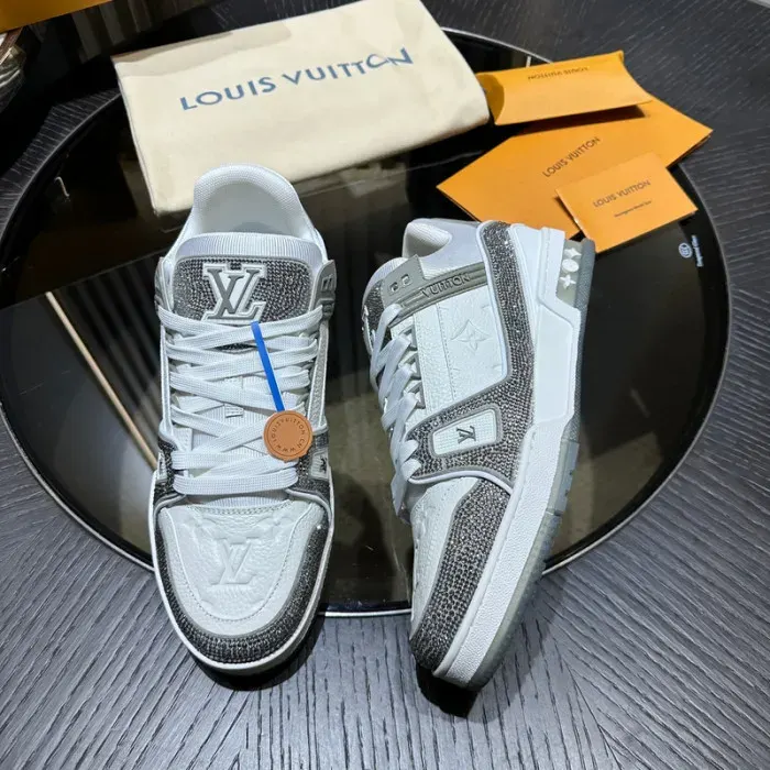 Louis Vuitton Sneaker