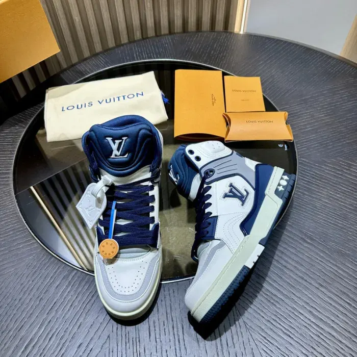 Louis Vuitton Sneaker