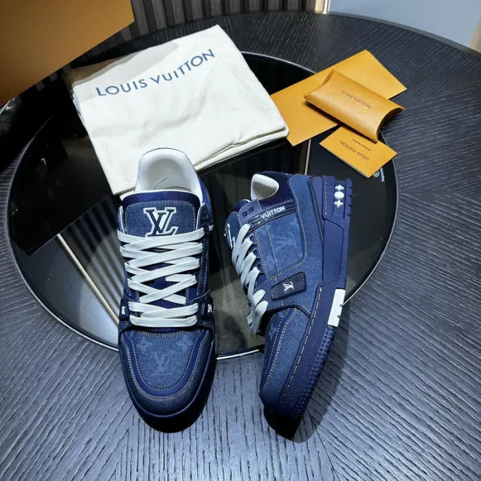 Louis Vuitton Sneaker