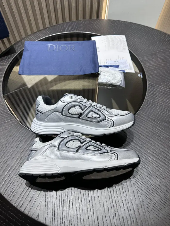 Dior Sneaker