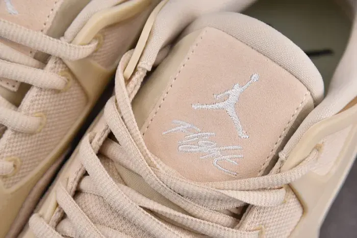 Air Jordan 4 Rm Wmns “Legend Light Brown” Fq7940-200, alternate view