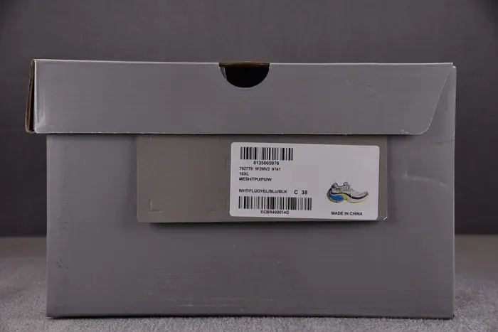 Balenciaga Sneaker, alternate view