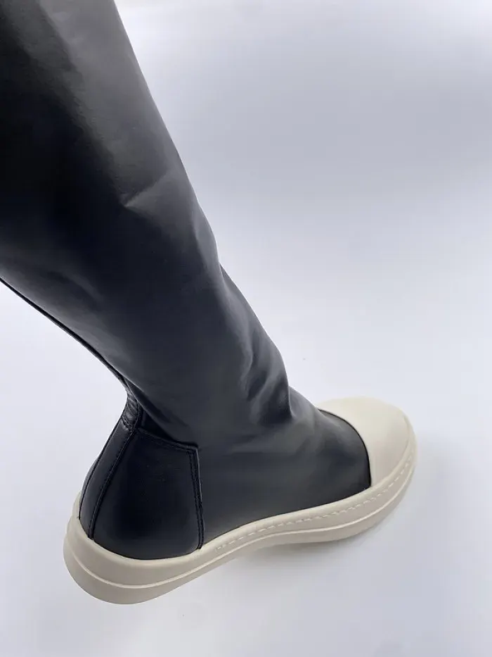 Rick Owens, alternate view