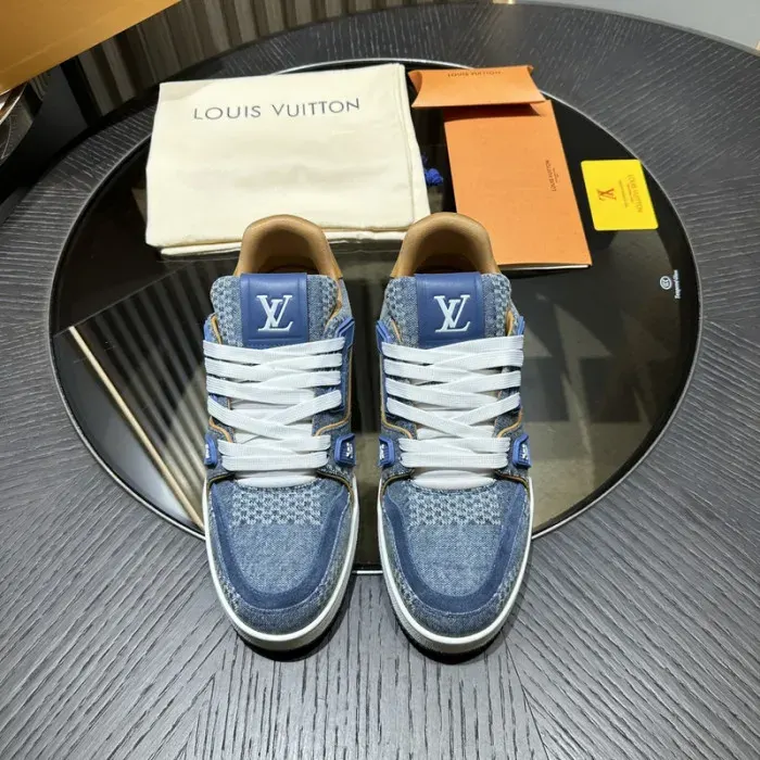 Louis Vuitton Sneaker