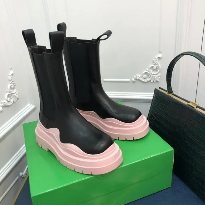 Bv Boots, alternate view