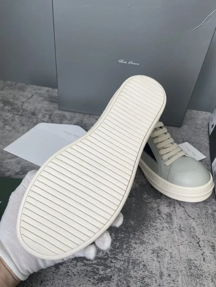 Rick Owens, alternate view
