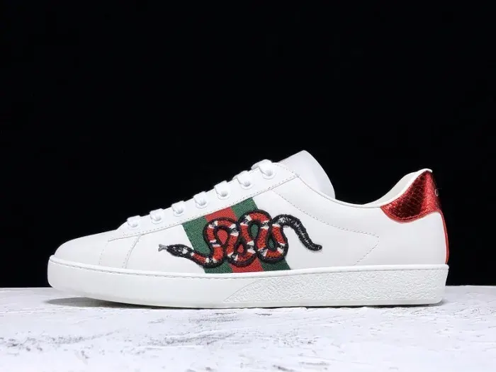 Gui Sneaker