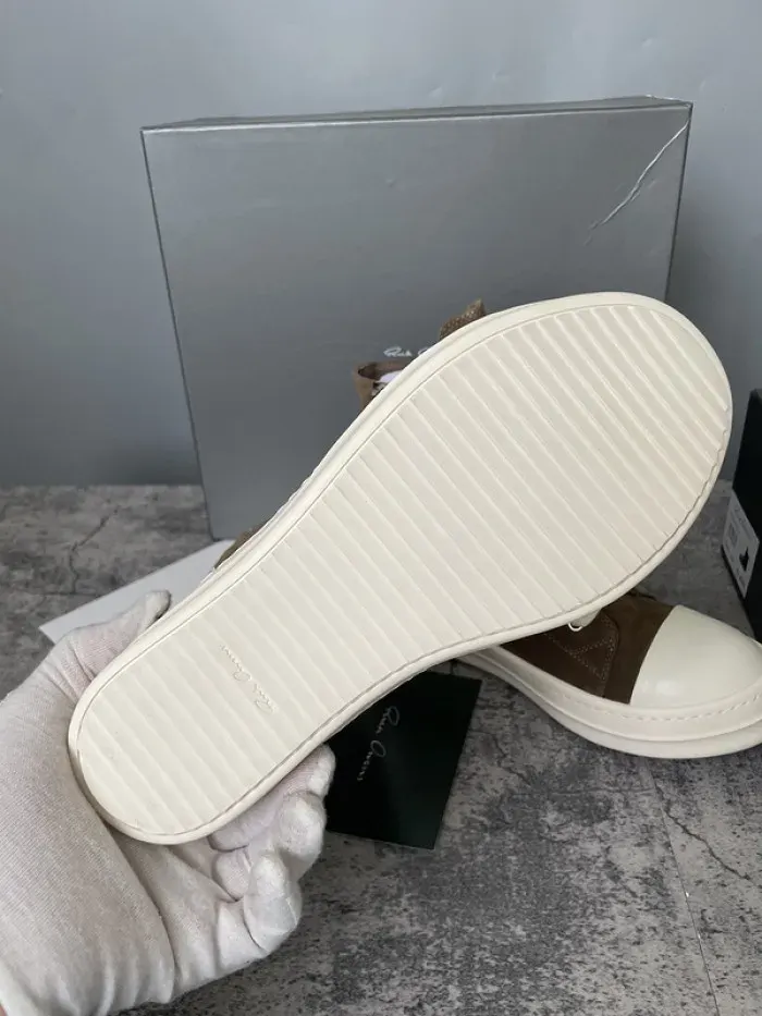 Rick Owens, alternate view