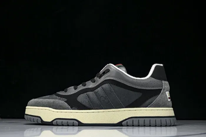 Gui Sneaker