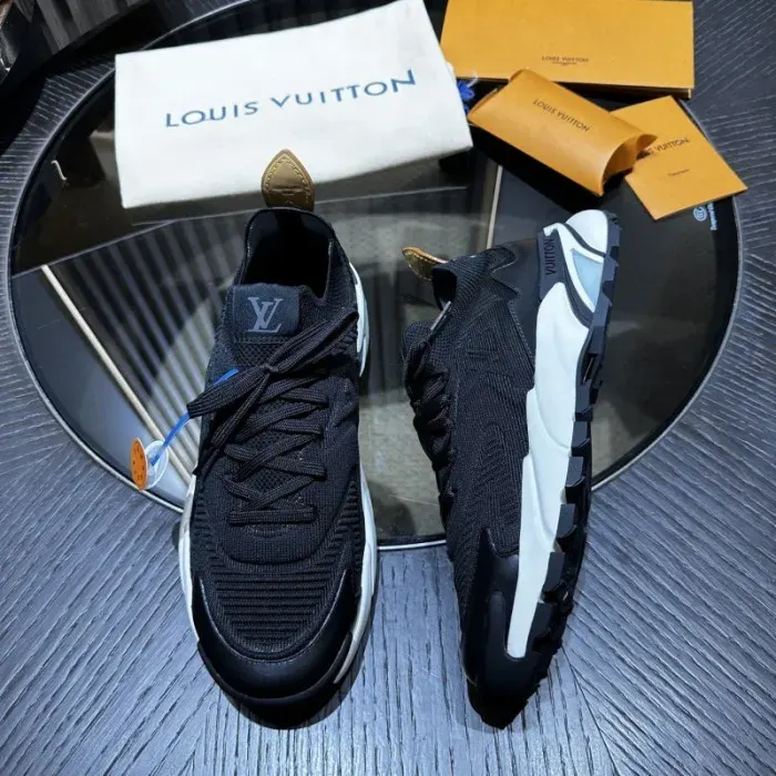 Louis Vuitton Sneaker