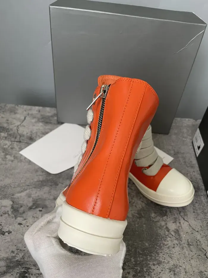 Rick Owens, alternate view