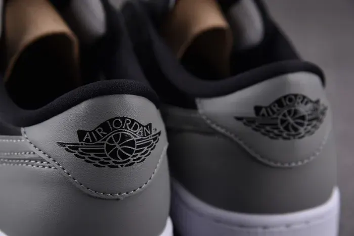 Air Jordan 1 Retro Low Black Grey 705329-003, alternate view